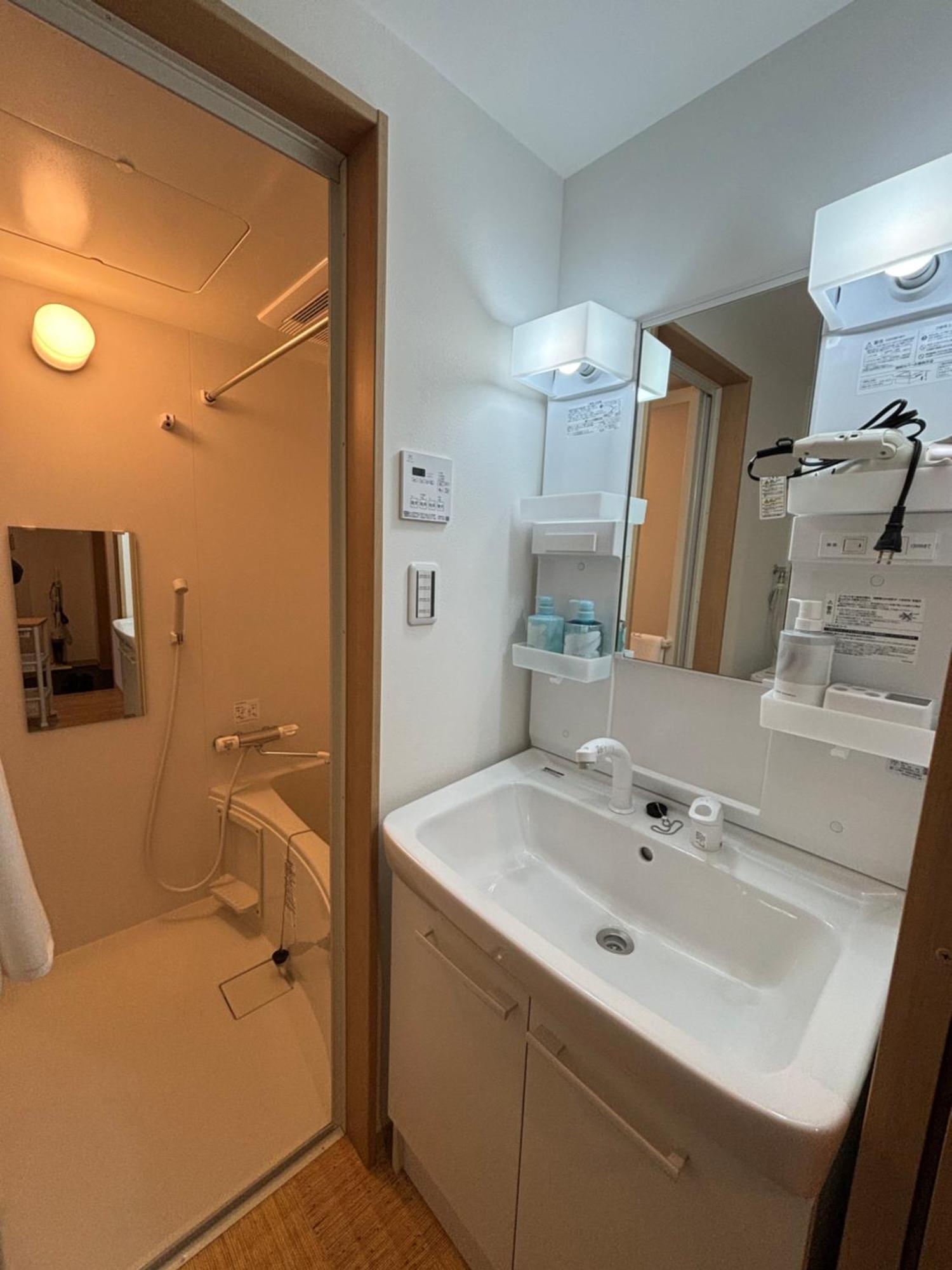 Citystay難波南 Osaka Bagian luar foto